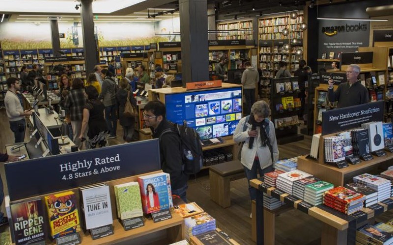 Na razie nie będzie sieci księgarni Amazon