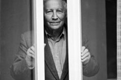 Poeta odchodzi. Tadeusz Różewicz.