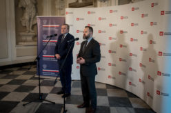 Archiwum Henryka Mikołaja Góreckiego przekazane Bibliotece Narodowej