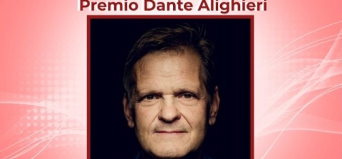 Jarosław Mikołajewski z Nagrodą Dante Alighieri