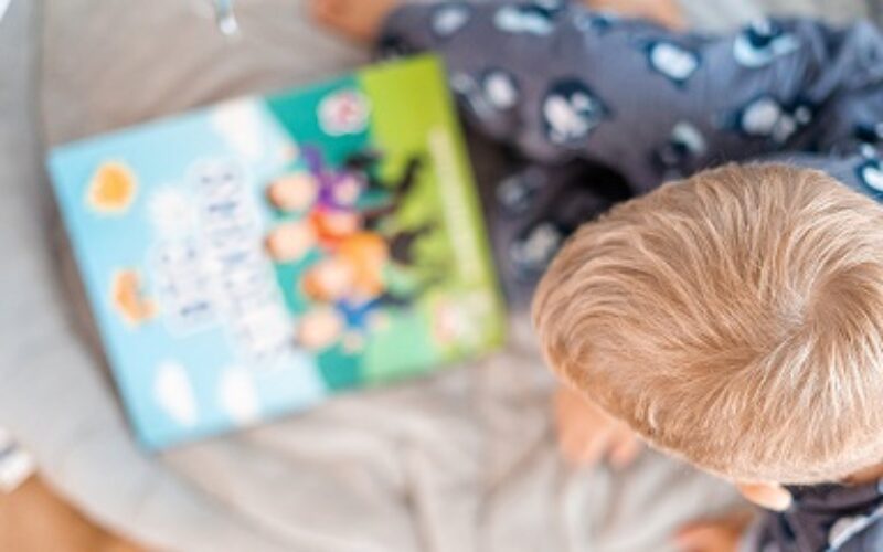 Akcja zbiórki funduszy na książki dla dzieci z Ukrainy wzbudza zainteresowanie świata