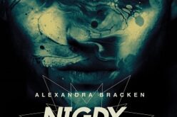 Alexandra Bracken, NIGDY NIE GASNĄ