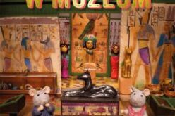 Karina Schaapman, Mysi Domek. Sam i Julia w muzeum