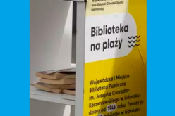“Książka na plaży” –  Wojewódzka i Miejska Biblioteka Publiczna w Gdańsku promuje czytelnictwo, wychodząc z bogatą ofertą książek na popularne gdańskie plaże