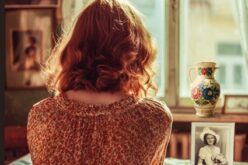 Mówi się, że każda rodzina trzyma własnego trupa w szafie – rozmowa z Ewą Szymańską